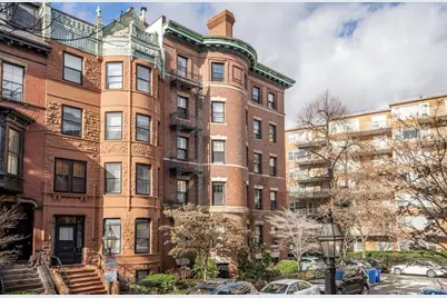 112 Pinckney #4, Boston, MA 02114 - Photo 4