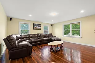 139 Willow St, Acton, MA 01720 - Photo 16