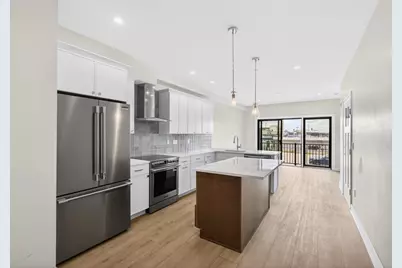 16 Northend Blvd #1, Salisbury, MA 01952 - Photo 2