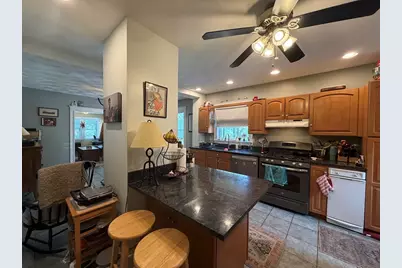 23 Derby Rd #1, Watertown, MA 02472 - Photo 4