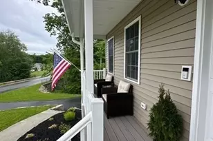 17 Noble St, Dudley, MA 01571 - Photo 4