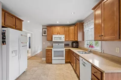 22 Lippold Street, Methuen, MA 01844 - Photo 12