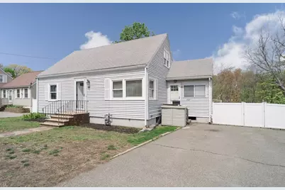 367 Lynnfield St, Peabody, MA 01960 - Photo 2