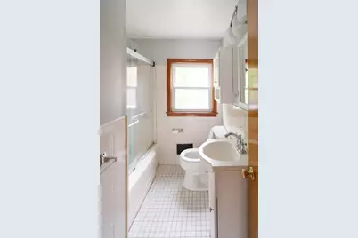 367 Lynnfield St, Peabody, MA 01960 - Photo 4