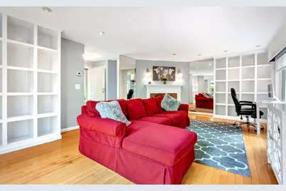 2 Daybreak #2, Wayland, MA 01778 - Photo 16