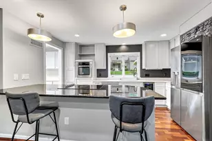 2 Daybreak, Wayland, MA 01778 - Photo 8