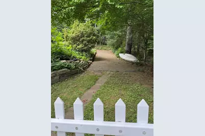 48 Clearview Dr, West Brookfield, MA 01585 - Photo 8