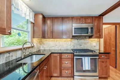 29 Ponderosa Dr, Townsend, MA 01469 - Photo 8