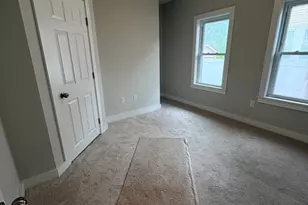 201 Florence St, Brockton, MA 02301 - Photo 6
