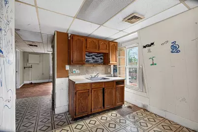 337 Parker St, Springfield, MA 01129 - Photo 28