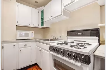 8 Brimmer St #5B, Boston, MA 02108 - Photo 8