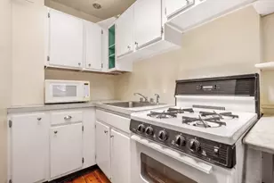 8 Brimmer St, Boston, MA 02108 - Photo 8