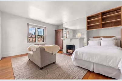 8 Brimmer St #5B, Boston, MA 02108 - Photo 1