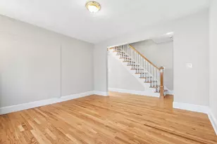 1 Oak Grove Ct, Malden, MA 02148 - Photo 6