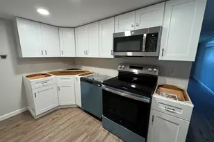 273 Chauncy St, Mansfield, MA 02048 - Photo 4