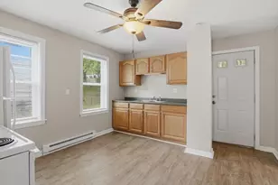 6 Oswald St, Worcester, MA 01607 - Photo 4