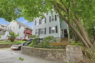 10 Oswald St, Worcester, MA 01607 - Photo 2