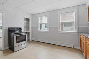 10 Oswald St, Worcester, MA 01607 - Photo 6