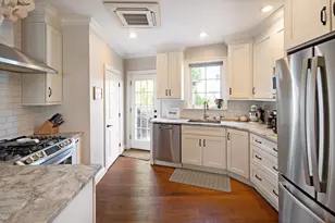 28 Emerson St, Boston, MA 02127 - Photo 10
