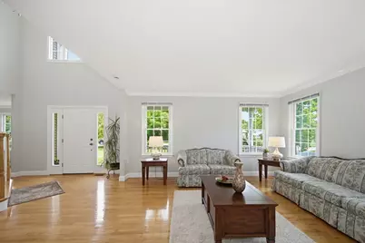 52 Kensington Ct, Swansea, MA 02777 - Photo 8