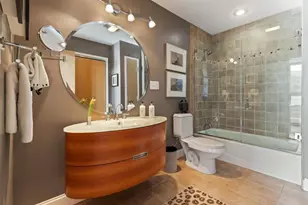 10 Ocean Ave, Revere, MA 02151 - Photo 8