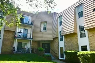 5 Shadowbrook Ln, Milford, MA 01757 - Photo 2