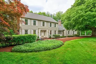 7 Village Green Ln, Holden, MA 01520 - Photo 1