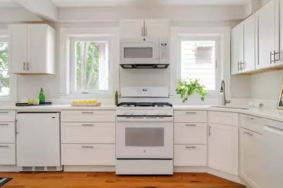 89 Kinnaird Street #2, Cambridge, MA 02139 - Photo 6