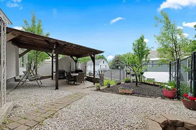 214 Canton St, Fitchburg, MA 01420 - Photo 10