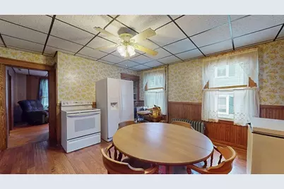 64 Fairmont Ave, Worcester, MA 01604 - Photo 10