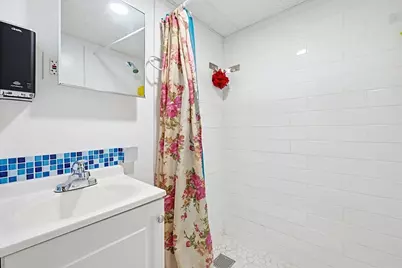 27 Banfield Ave, Boston, MA 02126 - Photo 10