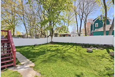 27 Banfield Ave, Boston, MA 02126 - Photo 16