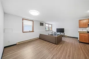 33A Jackson St, Lynn, MA 01902 - Photo 4