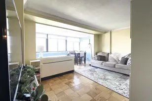 2 Hawthorne Pl, Boston, MA 02114 - Photo 14