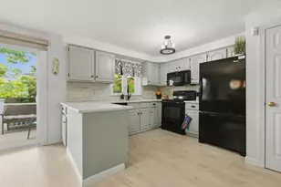 21 Basking Ridge, Middleborough, MA 02346 - Photo 8