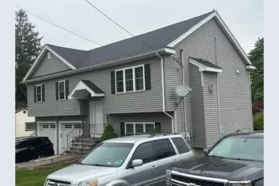 34 Carpenter Ave, Worcester, MA 01605 - Photo 2
