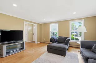 37 Jillson Cir, Milford, MA 01757 - Photo 24