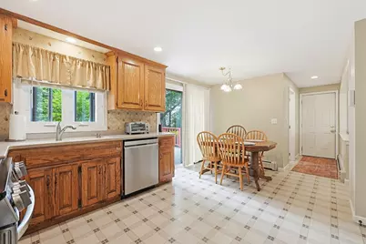 37 Jillson Cir, Milford, MA 01757 - Photo 14