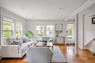 21 Fessenden Rd #21, Arlington, MA 02476 - Photo 2