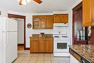 28 Central Ave, Seekonk, MA 02771 - Photo 12