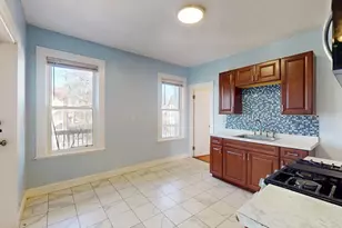 19 Nightingale St, Boston, MA 02124 - Photo 2