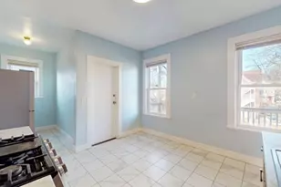 19 Nightingale St, Boston, MA 02124 - Photo 4