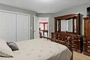 1084 Laurel St, Fall River, MA 02721 - Photo 22