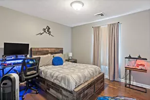1084 Laurel St, Fall River, MA 02721 - Photo 20