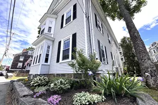36 Wallis St, Beverly, MA 01915 - Photo 24
