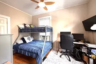 36 Wallis St, Beverly, MA 01915 - Photo 8