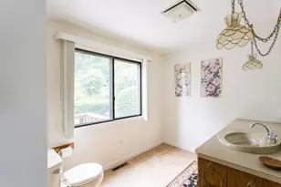 21-22 Beach Dr, West Brookfield, MA 01585 - Photo 12