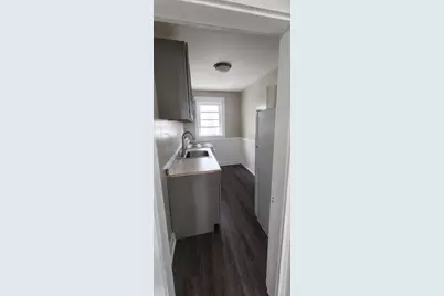 45 Phillips #3, Lawrence, MA 01843 - Photo 4