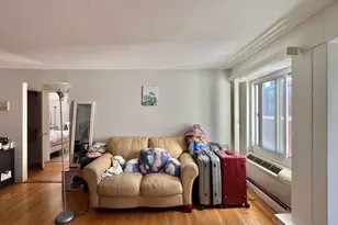 4 Trowbridge Pl, Cambridge, MA 02138 - Photo 2
