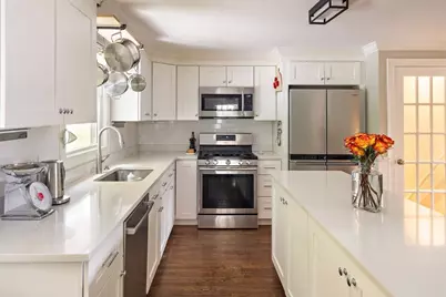 204 Dedham St, Newton, MA 02461 - Photo 6
